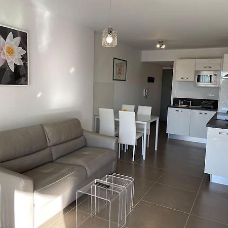 17 - Appartement Neuf, Parking Terrasse Et Jolie Vue Бандол Екстериор снимка